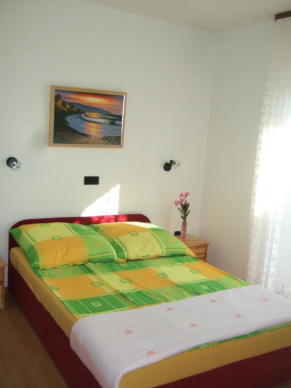 Apartments Bibijana Pakoštane Quarto foto